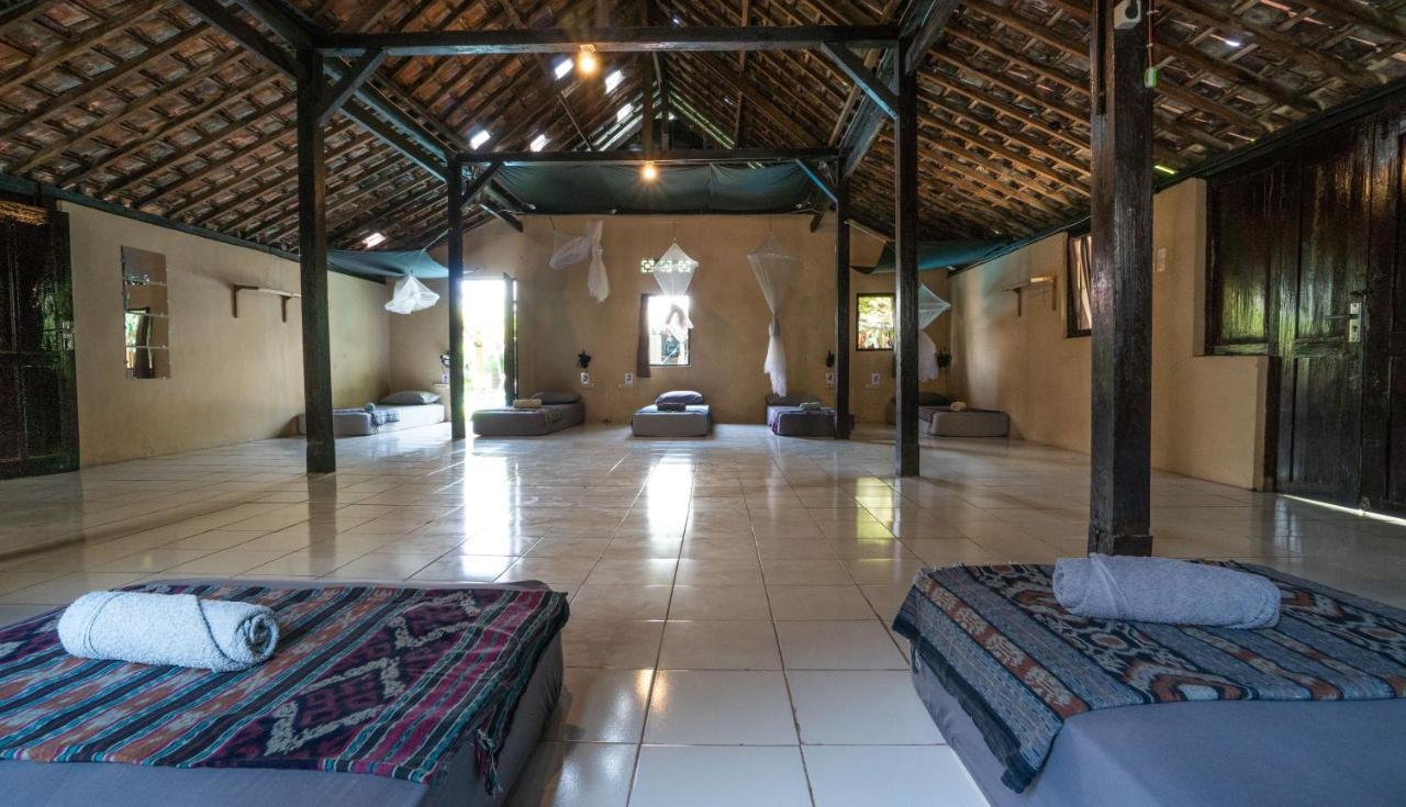 Losmanos Hostel Yogyakarta Eksteriør bilde